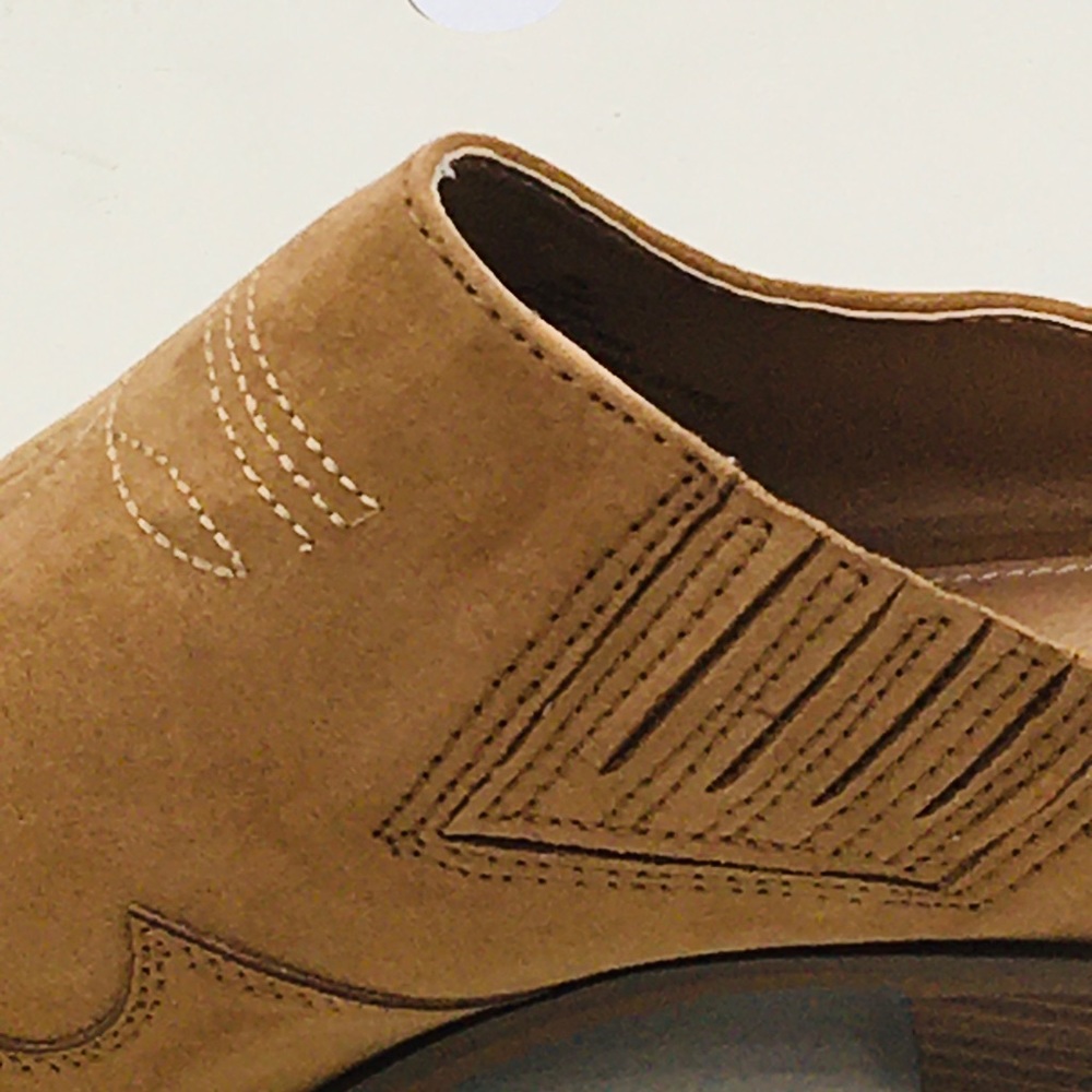Sprit Point Boots - Picture 6 of 11
